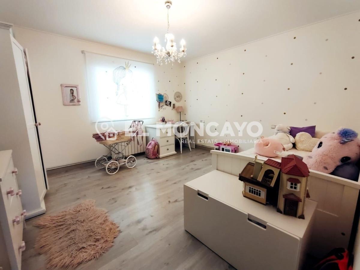 Villa a Alicante, Spagna 3 camere da letto, 337 mq. N° 149049