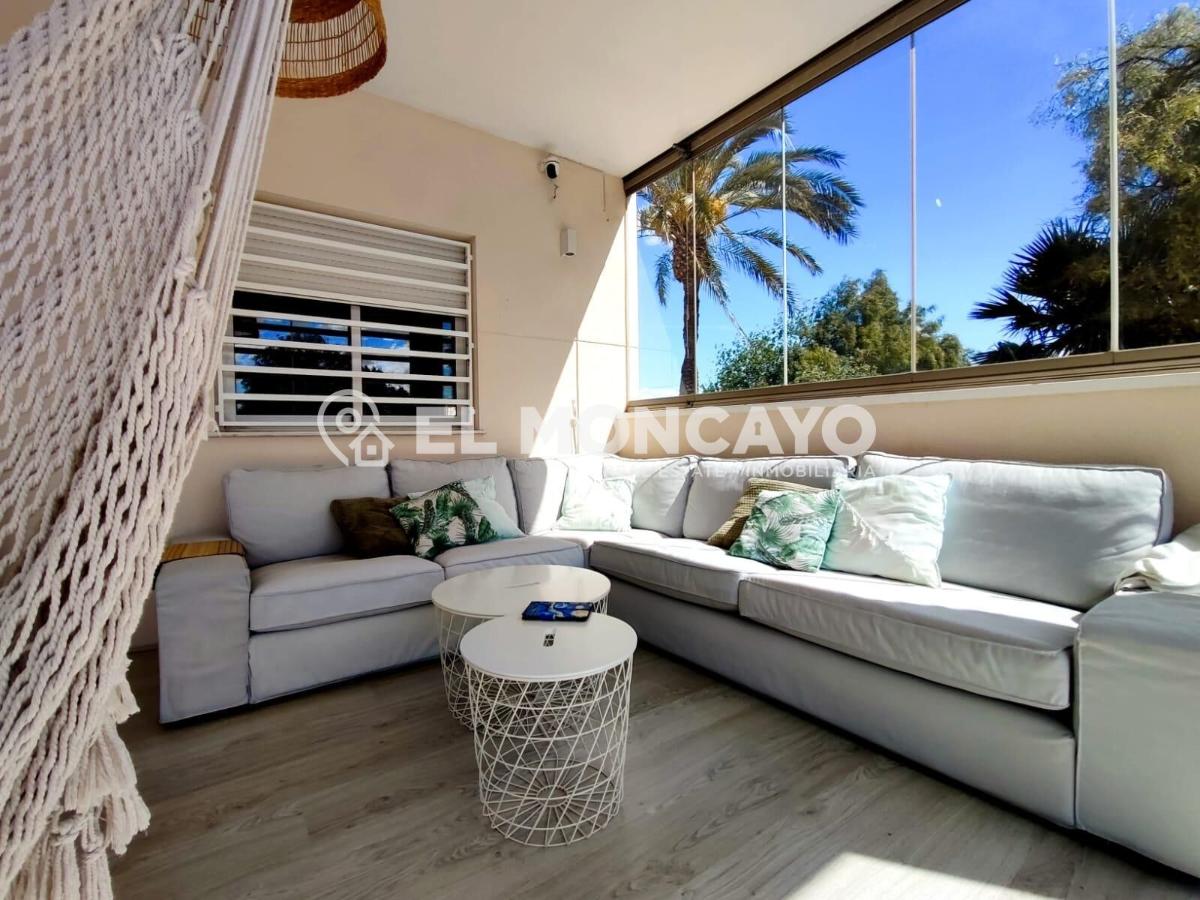 Villa a Alicante, Spagna 3 camere da letto, 337 mq. N° 149049