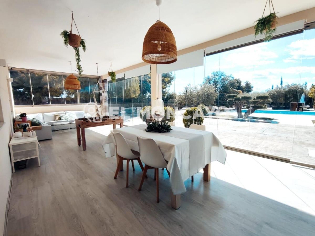 Villa a Alicante, Spagna 3 camere da letto, 337 mq. N° 149049