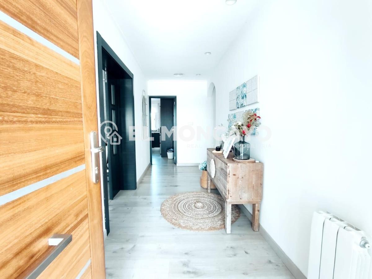 Villa a Alicante, Spagna 3 camere da letto, 337 mq. N° 149049