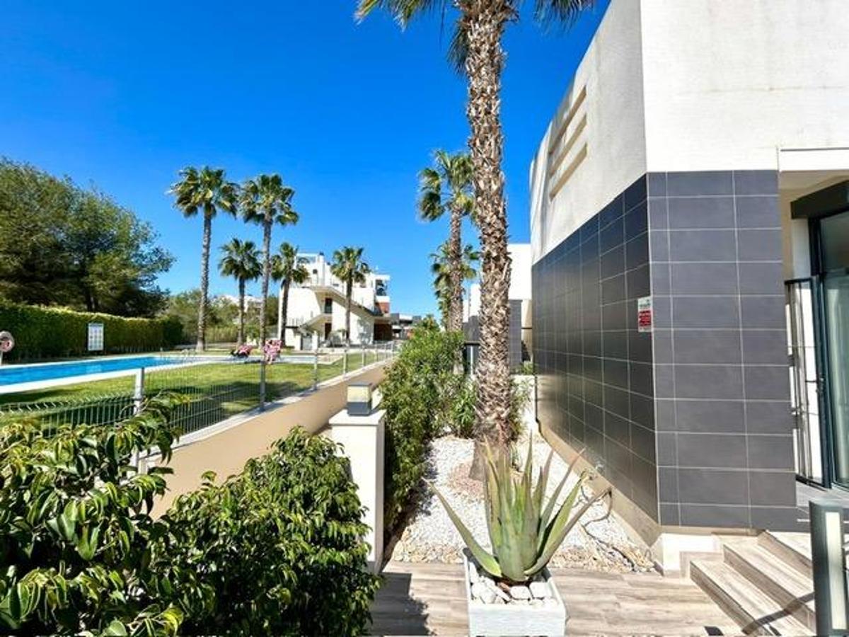 Huvila Alicante, Espanja 2 makuuhuonetta, 79 m2 No. 149048