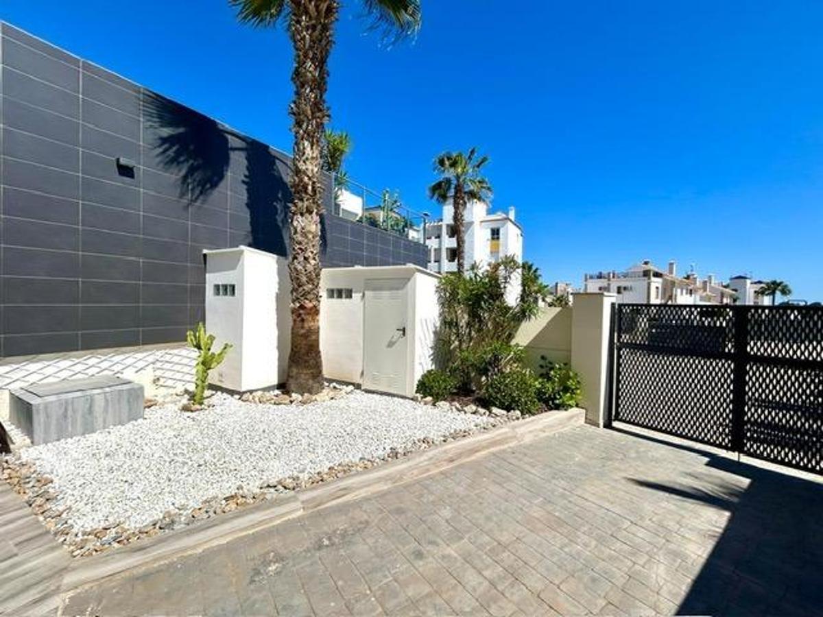 Huvila Alicante, Espanja 2 makuuhuonetta, 79 m2 No. 149048