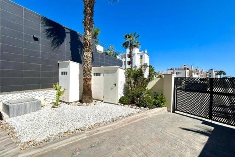 Villa for sale in Alicante, Spain 2 bedrooms, 79 sq.m. No. 149048 - photo 28