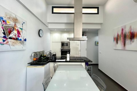 Villa for sale in Alicante, Spain 2 bedrooms, 79 sq.m. No. 149048 - photo 8