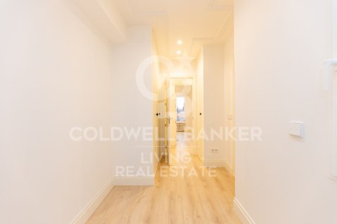 Apartment à vendre à Madrid, Espagne, 3 chambres, 123 m2 No. 178754 - photo 24