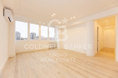 Apartment à vendre à Madrid, Espagne, 3 chambres, 123 m2 No. 178754 - photo 17