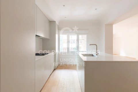 Apartment à vendre à Madrid, Espagne, 3 chambres, 128 m2 No. 178759 - photo 2
