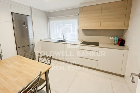 Apartment à vendre à A Coruna, Espagne, 3 chambres, 109 m2 No. 178757 - photo 5