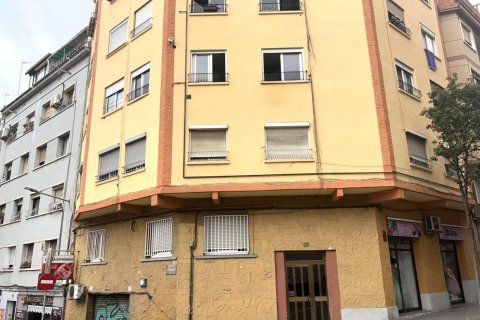 Wohnung zum Verkauf in L'Hospitalet de Llobregat, Barcelona, Spanien 3 Schlafzimmer, 55 m2 Nr. 191226 - Foto 2
