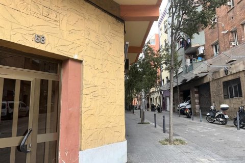 Wohnung zum Verkauf in L'Hospitalet de Llobregat, Barcelona, Spanien 3 Schlafzimmer, 55 m2 Nr. 191226 - Foto 3