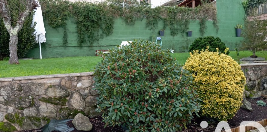 Casa a Nigran, Pontevedra, Spagna 3 camere da letto, 197 mq. N° 152749