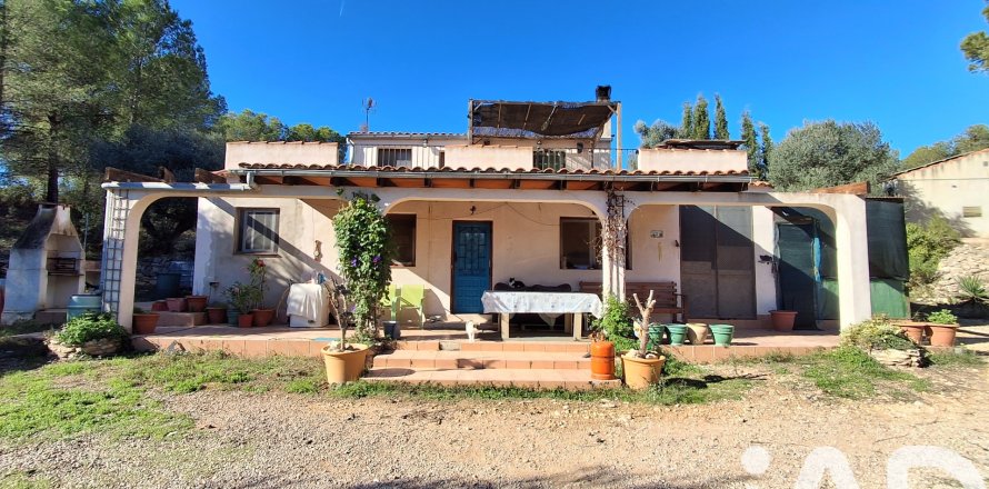 Māja Mora d'Ebre, Tarragona, Spānijā 3 istabas, 190 m2 Nr. 152750