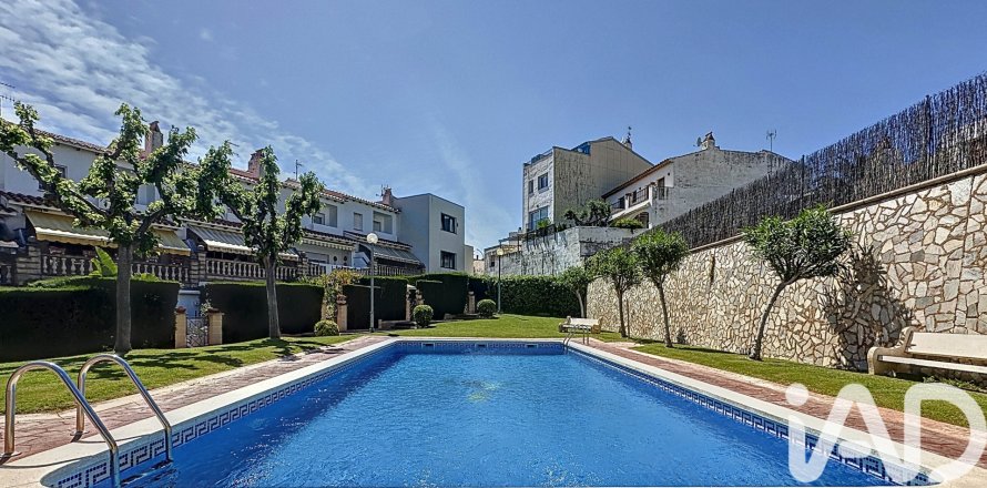 Kamienica w Sant Pere de Ribes, Barcelona, Hiszpania 5 sypialni, 230 mkw. nr 152745