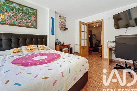 Kamienica w Sant Pere de Ribes, Barcelona, Hiszpania 5 sypialni, 230 mkw. nr 152745 – zdjęcie 19