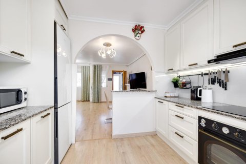 Rindu māja pārdošanā Torrevieja, Alicante, Spānijā 3 istabas, 90 m2 Nr. 156166 - attēls 5