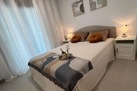 Apartament w La Mata, Alicante, Hiszpania 2 sypialnie, 78 mkw. nr 165745 – zdjęcie 13