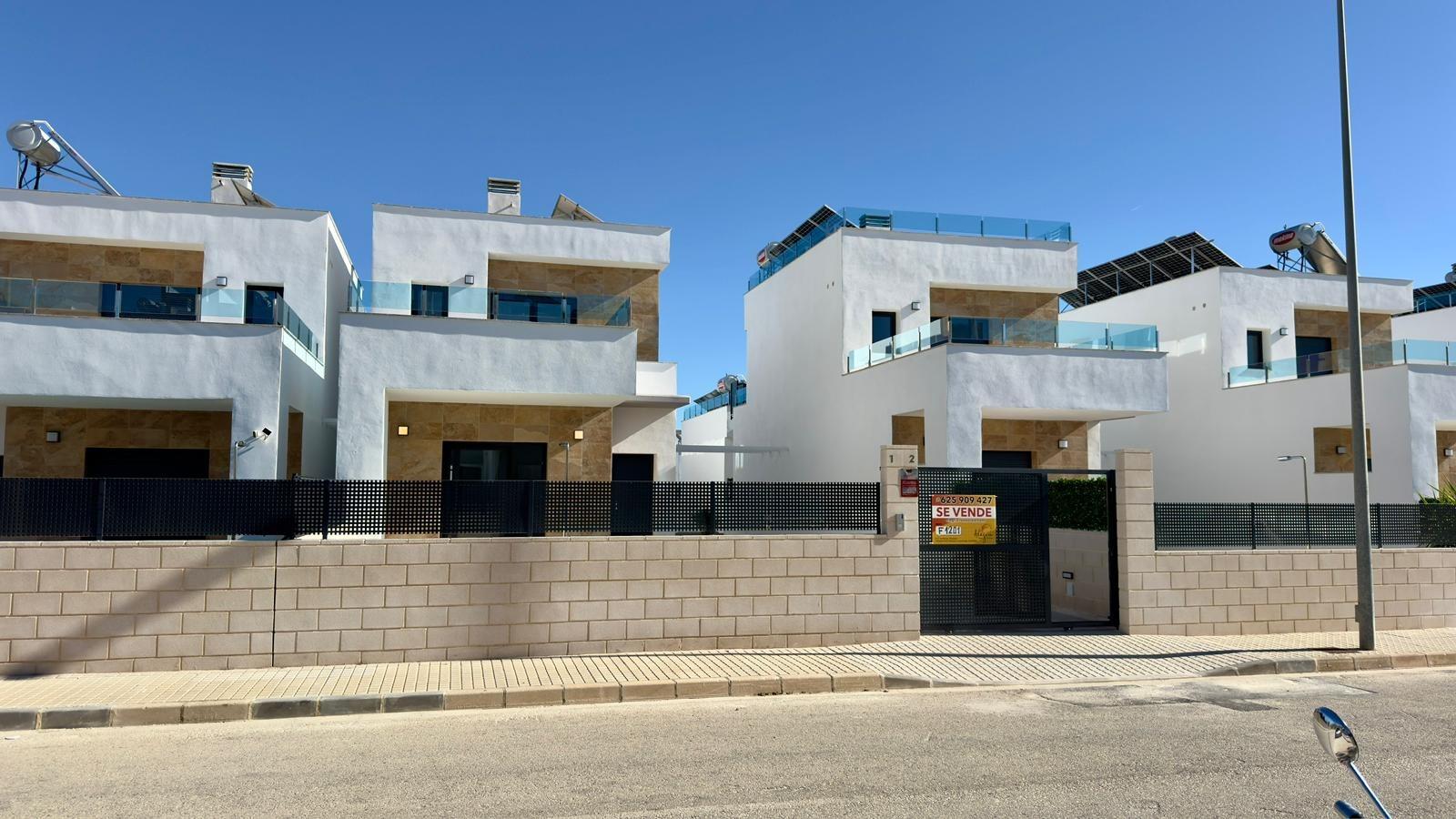 Huoneisto La Alberca, Alicante, Espanja 3 makuuhuonetta, 150 m2 No. 165749