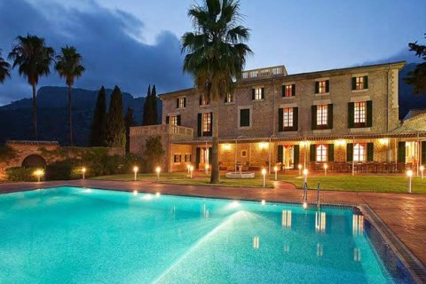 Finca en Valldemosa, Mallorca, España 84 dormitorios, 4300 m2 No. 33187