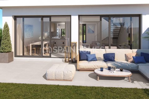 Villa à vendre à San Roque, Cadiz, Espagne, 4 chambres, 143 m2 No. 161668 - photo 2