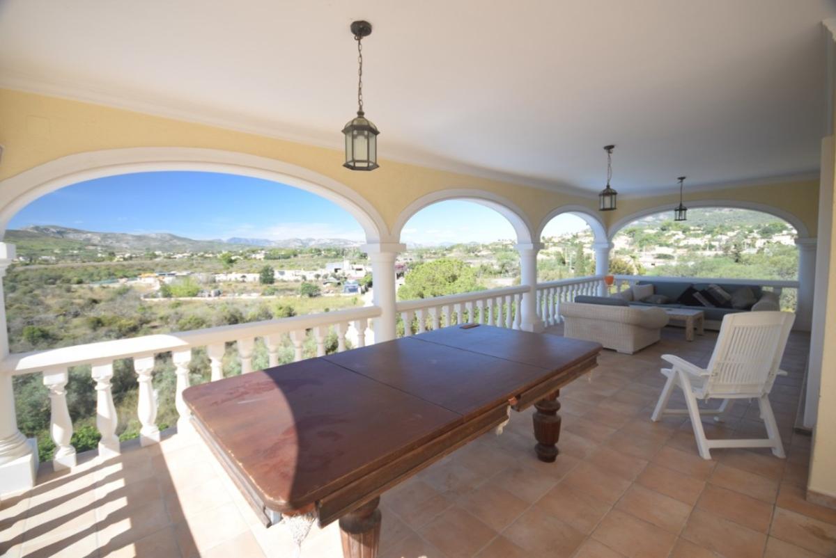 Villa a Javea, Alicante, Spagna 4 camere da letto, 375 mq. N° 113015