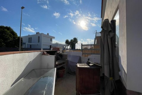 Bungalow for sale Daya Nueva, Alicante, Spain 3 bedrooms, 102 sq.m. No. 113013 - photo 18