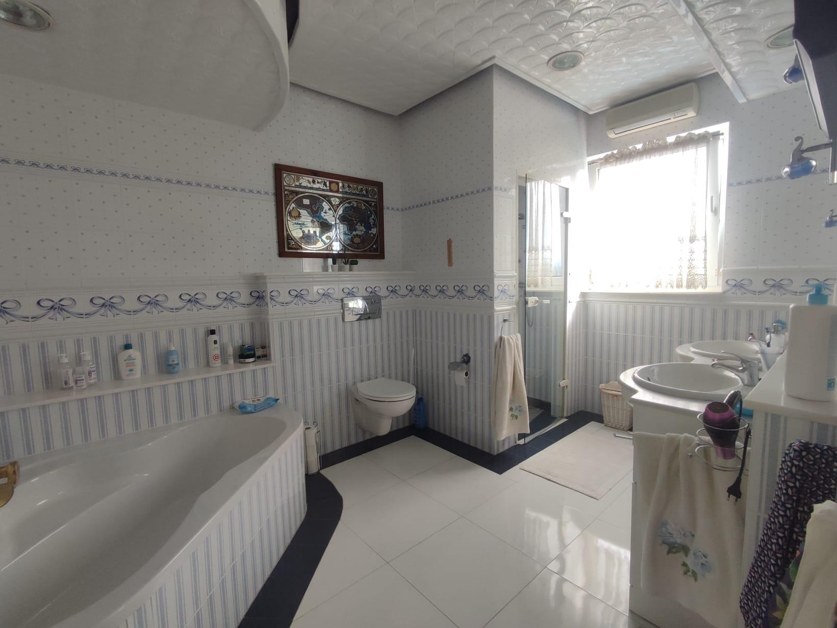 Villa en San Fulgencio, Alicante, España 6 dormitorios, 404 m2 No. 113018