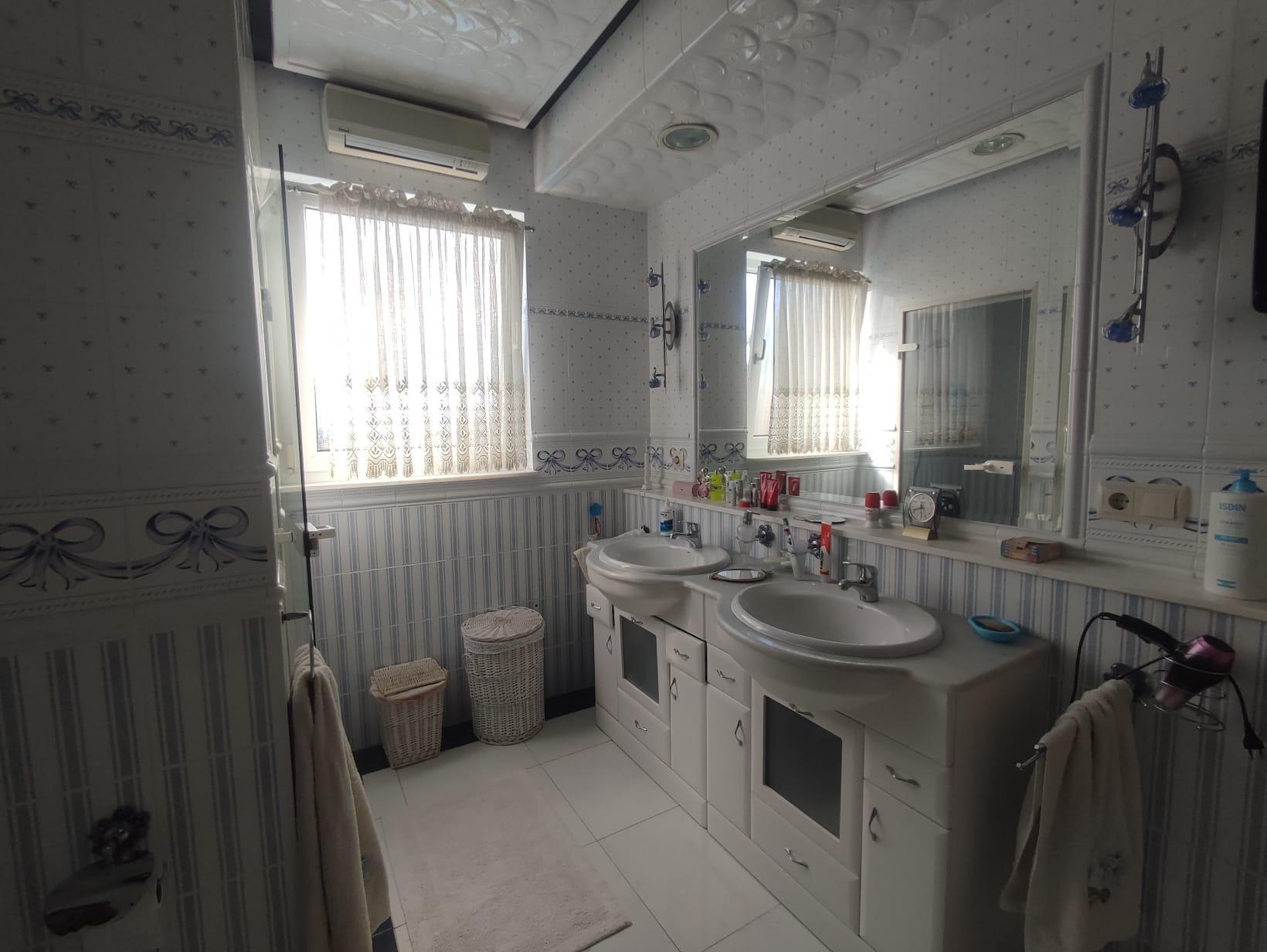 Villa en San Fulgencio, Alicante, España 6 dormitorios, 404 m2 No. 113018