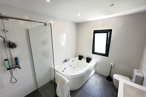 Villa for sale Javea, Alicante, Spain 4 bedrooms, 220 sq.m. No. 112969 - photo 28