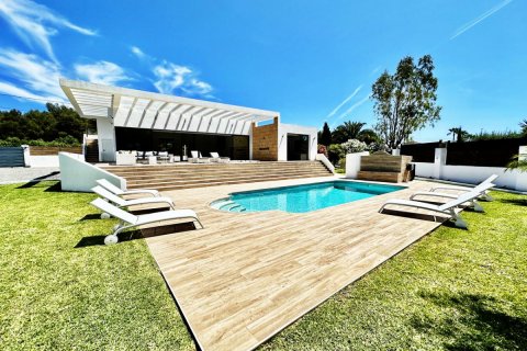 Villa for sale Javea, Alicante, Spain 4 bedrooms, 220 sq.m. No. 112969 - photo 1