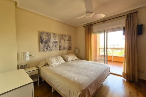 Apartamento en Alicante, España 2 dormitorios, 112 m2 No. 194065