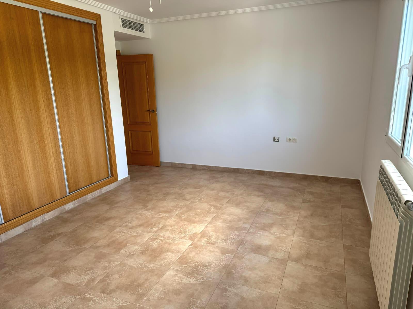 Casa a Totana, Murcia, Spagna 4 camere da letto, 440 mq. N° 195184