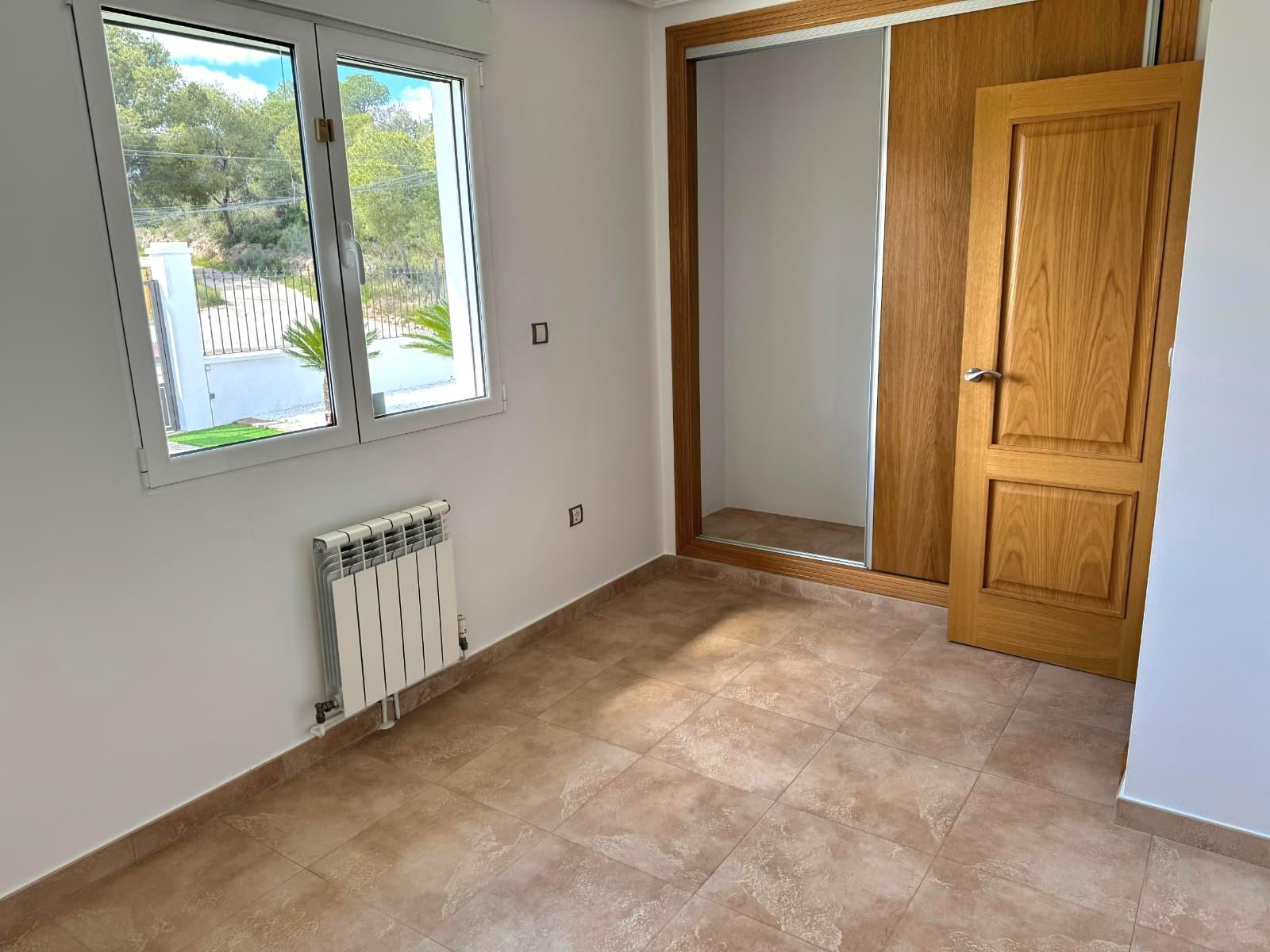 Casa a Totana, Murcia, Spagna 4 camere da letto, 440 mq. N° 195184
