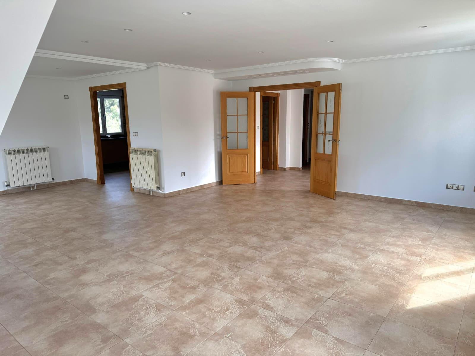 Casa a Totana, Murcia, Spagna 4 camere da letto, 440 mq. N° 195184