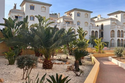 Bungalow in Torrevieja, Alicante, Spain 2 bedrooms, 55 sq.m. No. 195182