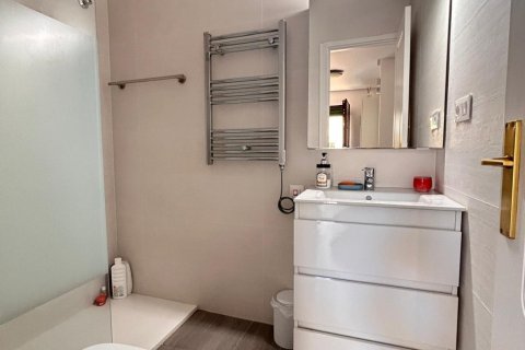 Bungalow for sale in Torrevieja, Alicante, Spain 2 bedrooms, 55 sq.m. No. 195182 - photo 22