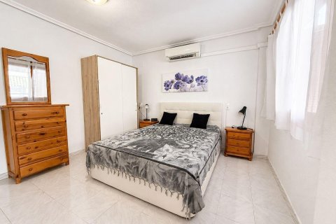Penthouse for sale in Torrevieja, Alicante, Spain 2 bedrooms, 117 sq.m. No. 195181 - photo 30