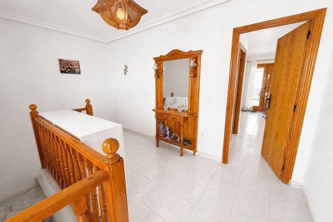 Penthouse for sale in Torrevieja, Alicante, Spain 2 bedrooms, 117 sq.m. No. 195181 - photo 28