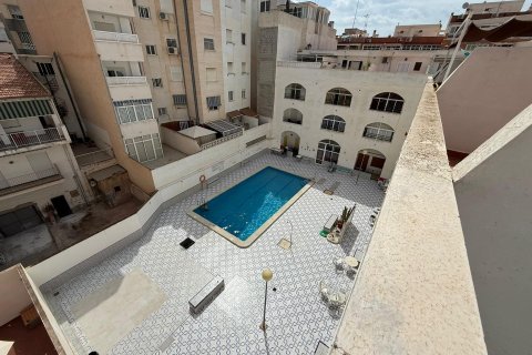 Penthouse for sale in Torrevieja, Alicante, Spain 2 bedrooms, 117 sq.m. No. 195181 - photo 3