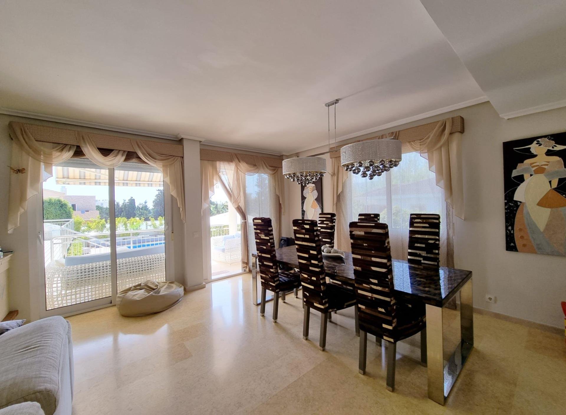 Apartament w Torrevieja, Alicante, Hiszpania 670 mkw. nr 195183