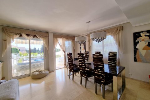 Apartment for sale in Torrevieja, Alicante, Spain 670 sq.m. No. 195183 - photo 13