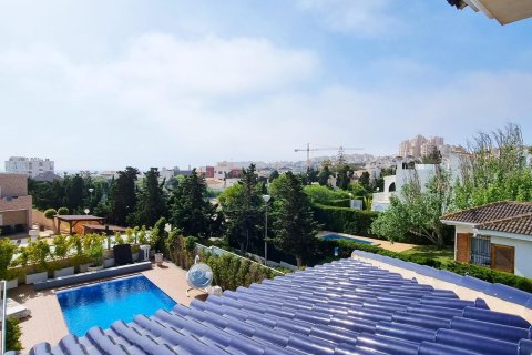 Apartment for sale in Torrevieja, Alicante, Spain 670 sq.m. No. 195183 - photo 9