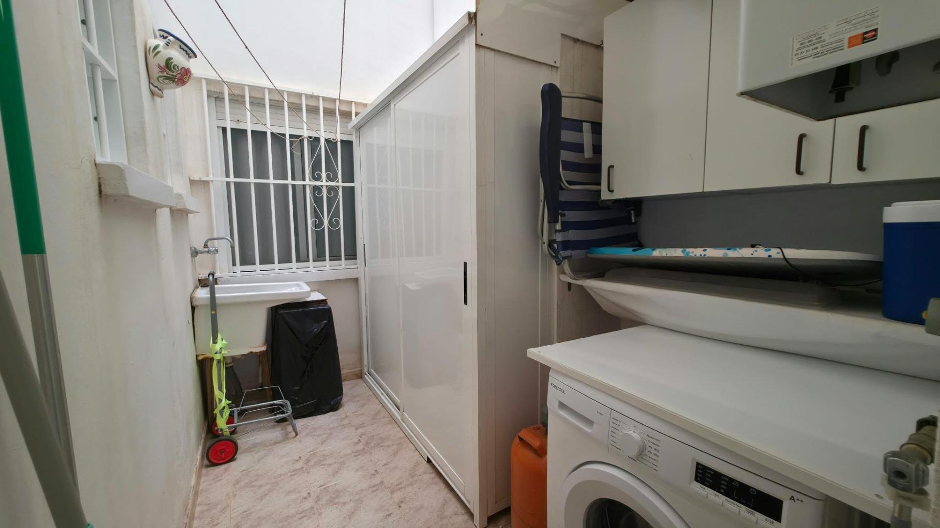 Appartamento a Torrevieja, Alicante, Spagna 3 camere da letto, 86 mq. N° 195185