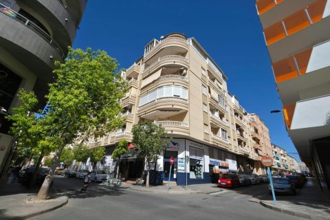 Appartamento a Torrevieja, Alicante, Spagna 3 camere da letto, 86 mq. N° 195185