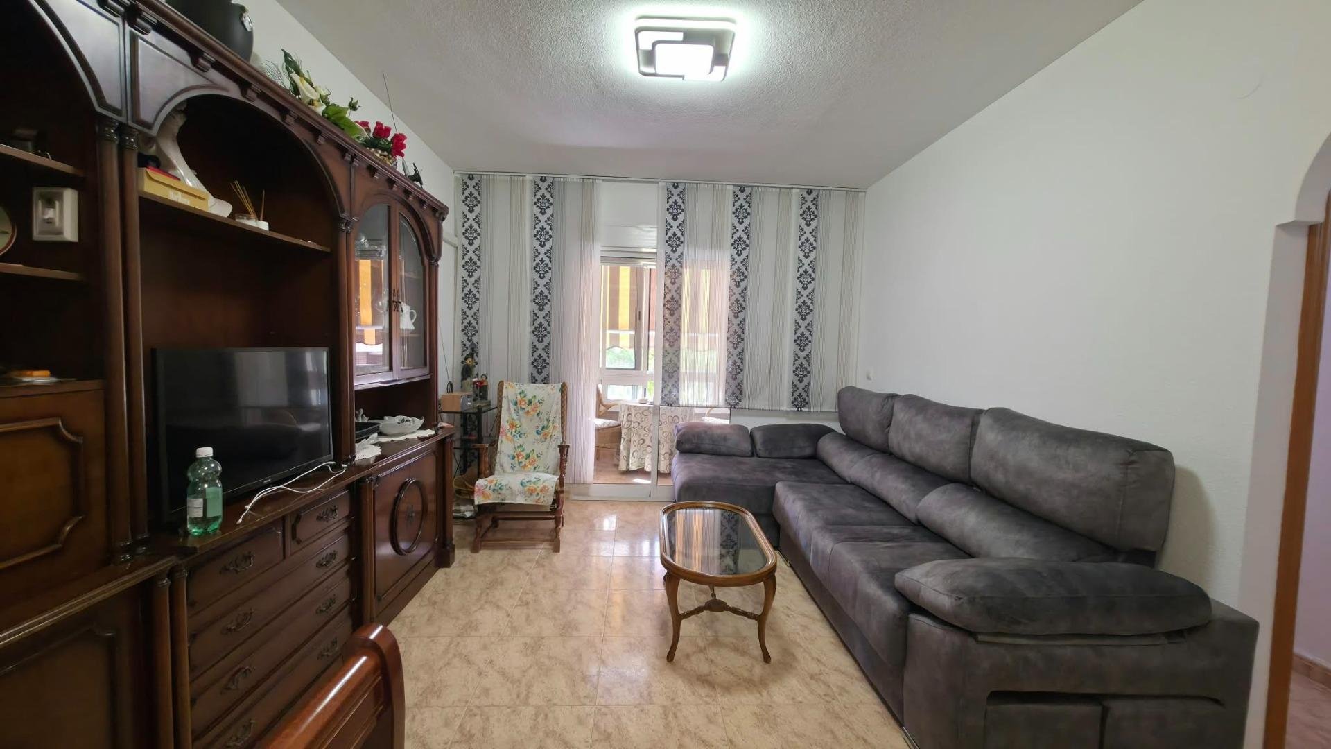 Appartamento a Torrevieja, Alicante, Spagna 3 camere da letto, 86 mq. N° 195185