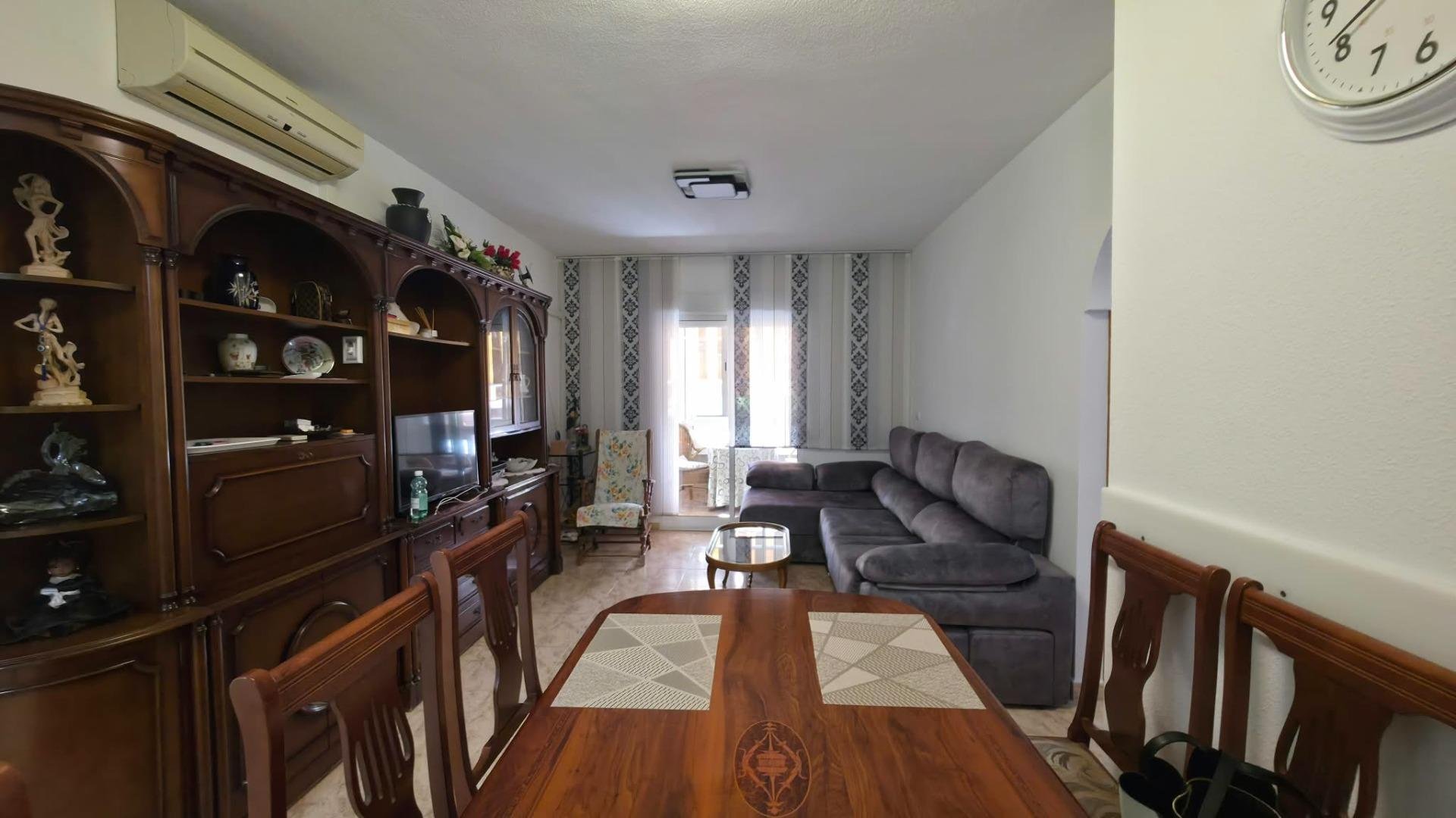 Appartamento a Torrevieja, Alicante, Spagna 3 camere da letto, 86 mq. N° 195185