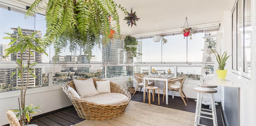 Dzīvoklis Barcelona, Spānijā 2 istabas, 129 m2 Nr. 150516