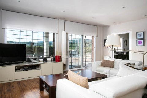Villa for sale in Teia, Barcelona, Spain 6 bedrooms, 354 sq.m. No. 150514 - photo 7
