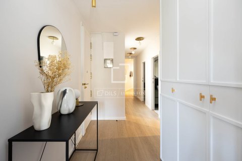 Apartment à vendre à Barcelona, Espagne, 3 chambres, 103 m2 No. 150512 - photo 8