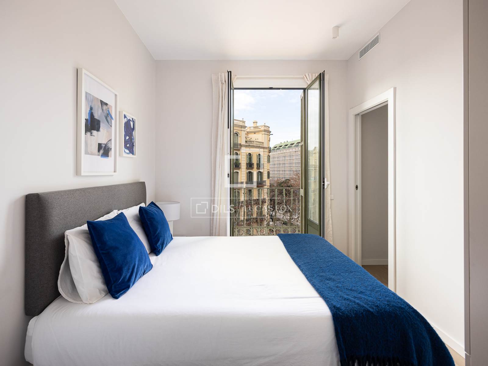 Lägenhet i Barcelona, Spanien 3 sovrum, 103 kvm. Nr. 150512
