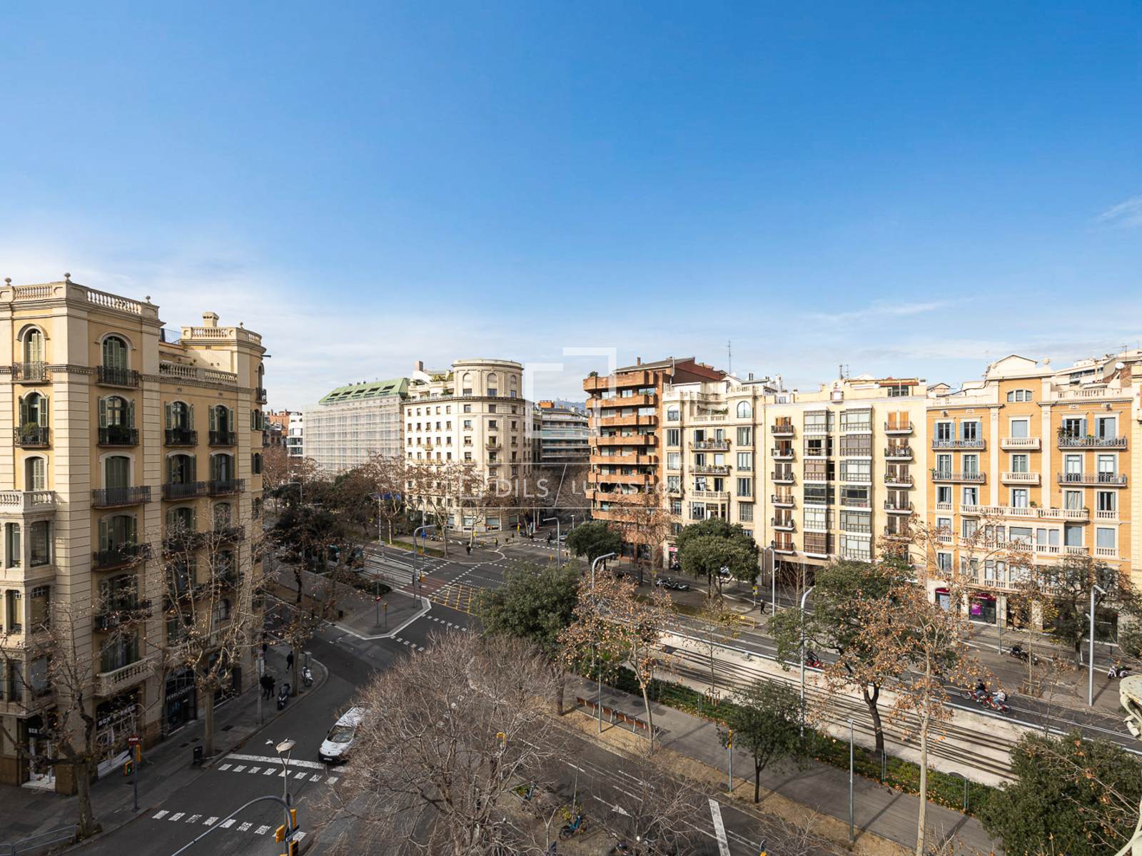 Lägenhet i Barcelona, Spanien 3 sovrum, 103 kvm. Nr. 150512